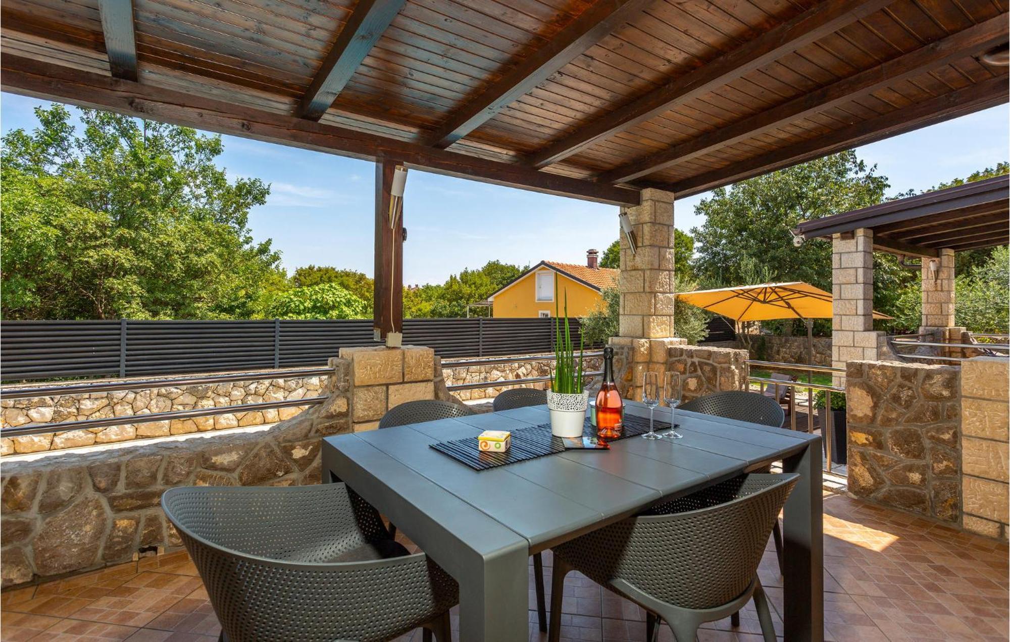 Nice Home In Lakmartin With Outdoor Swimming Pool מראה חיצוני תמונה